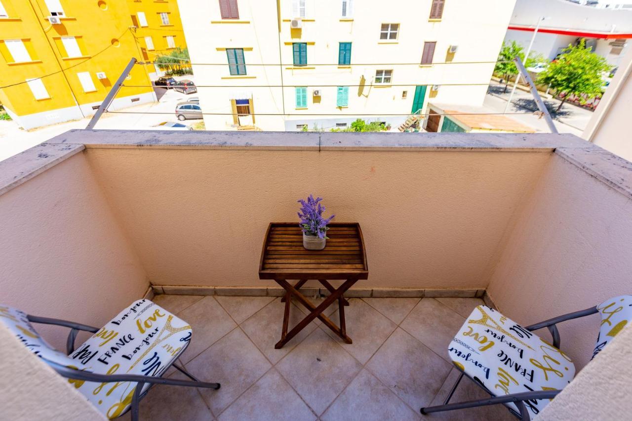 Vale Apartment With Balcony Zadar Dış mekan fotoğraf