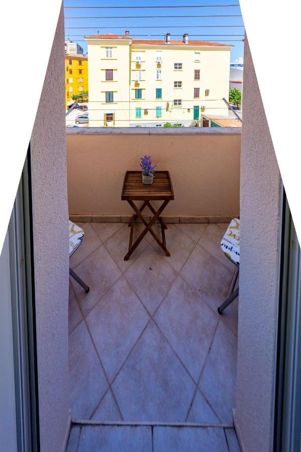 Vale Apartment With Balcony Zadar Dış mekan fotoğraf
